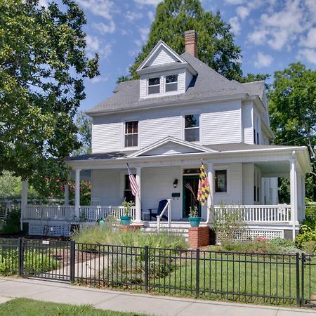 Villa 1915 Historic Cambridge Property With Fire Pit! Exterior foto