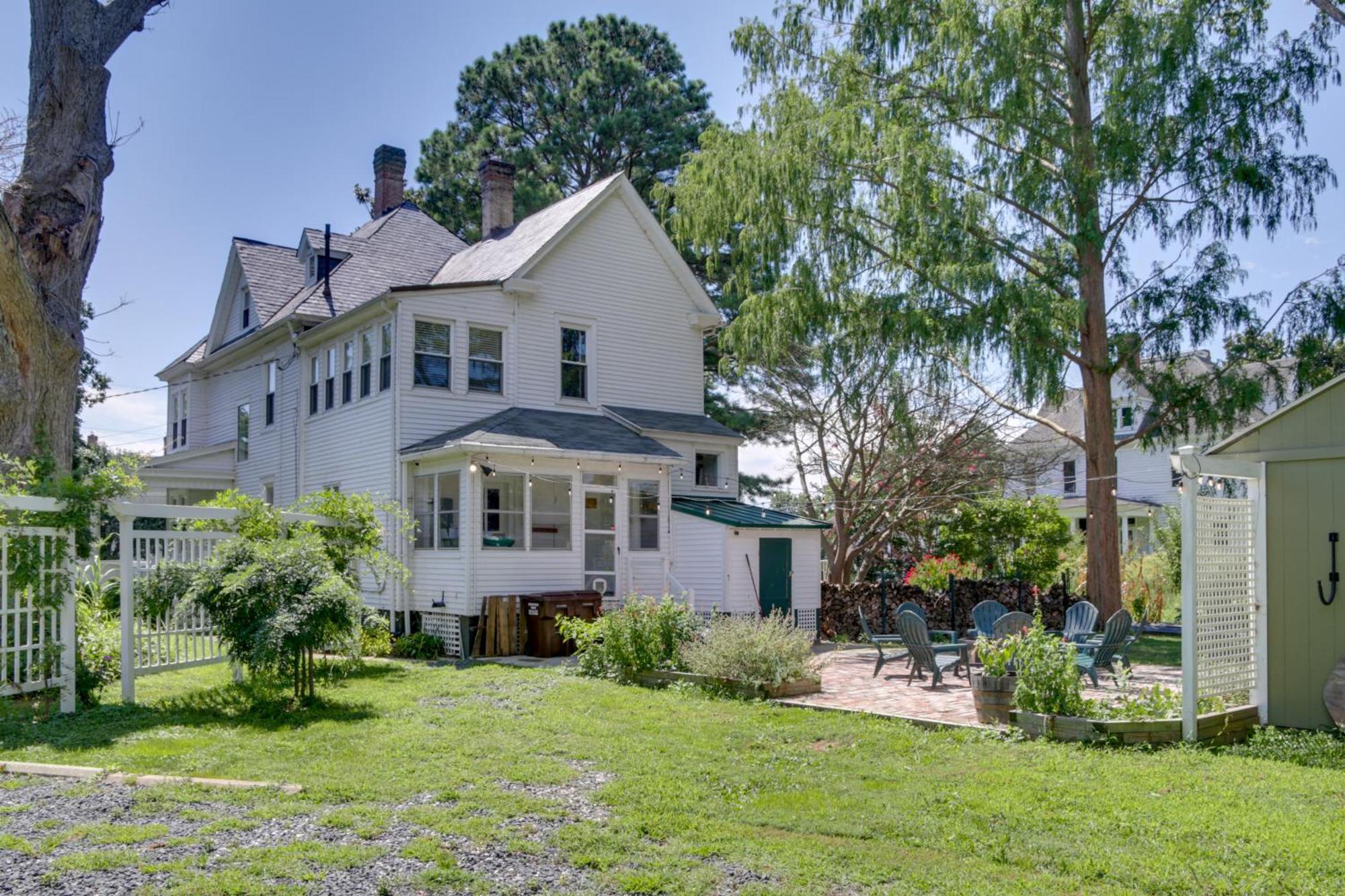 Villa 1915 Historic Cambridge Property With Fire Pit! Exterior foto